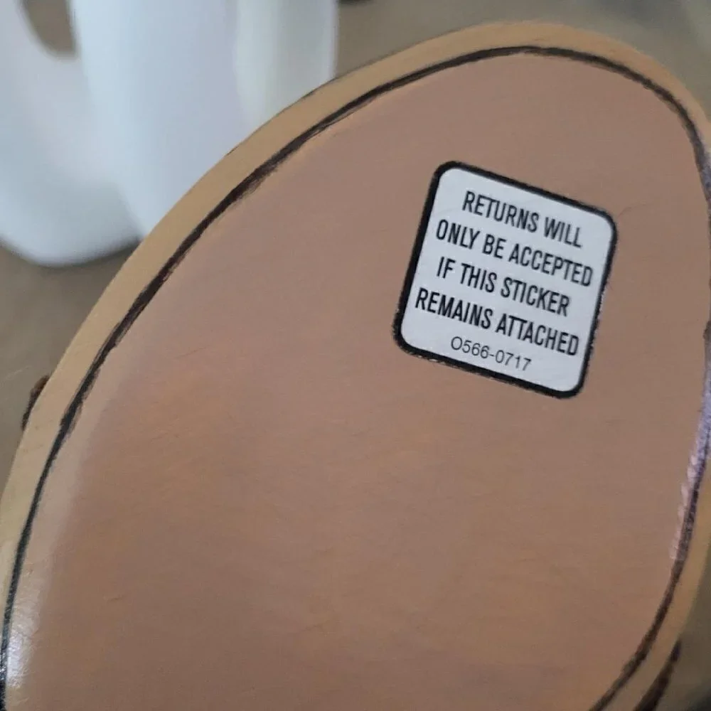 Louis Vuitton Neutrals Pattern Print. Heels 3  1/2 inches. - Picture 3 of 6